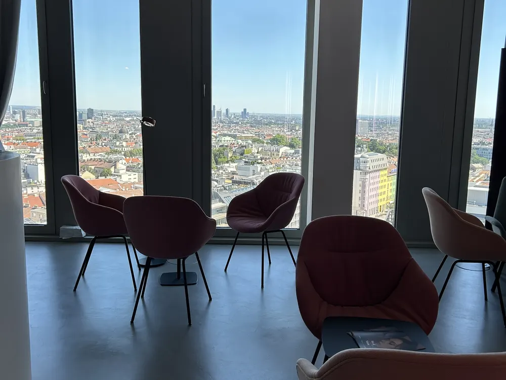 Lounge am Fenster