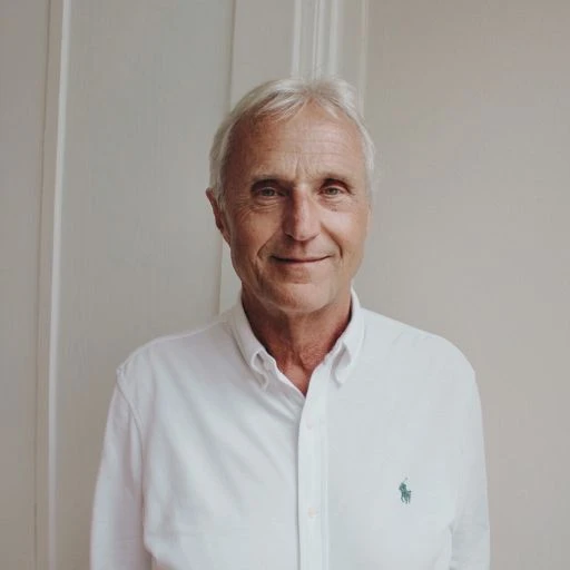 Prim. Univ.Prof. Dr. Josef Auböck | Facharzt für Dermatologie bei MedSpaces