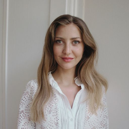 Kristin Reichelt | Medizinische Kosmetik, Laserspezialistin, Piercerin